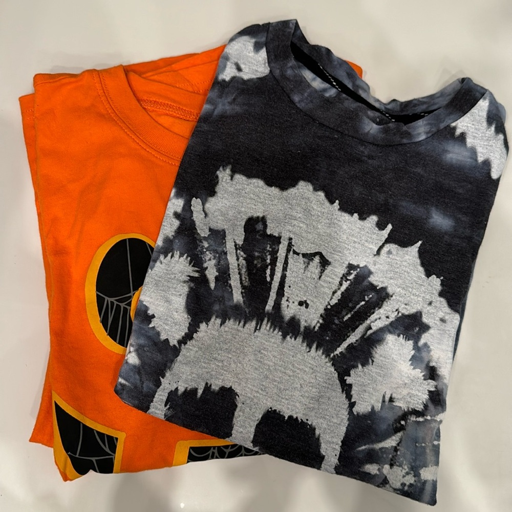 2 Halloween long sleeve shirts